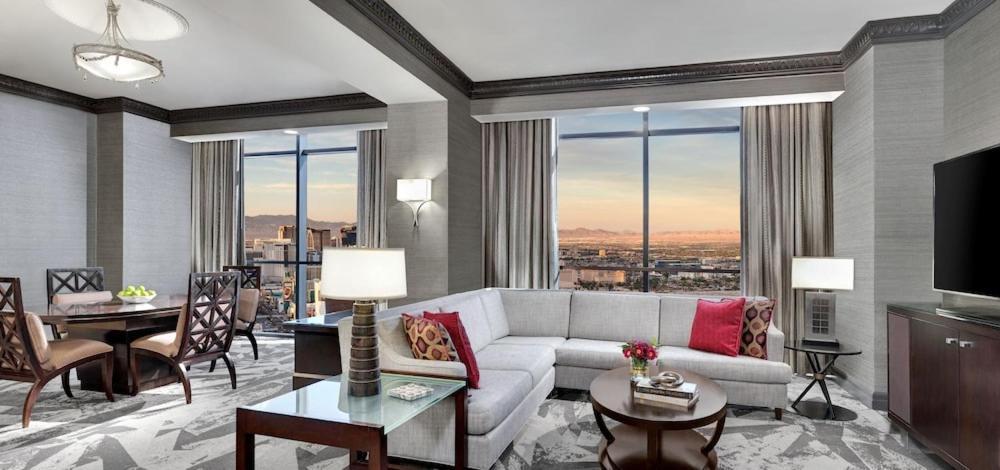 Luxor Hotel & Casino By Suiteness Las Vegas Esterno foto